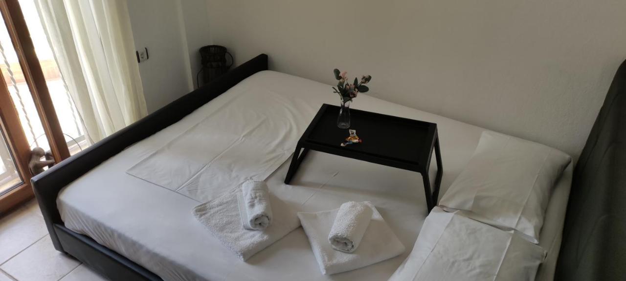 Maria'S Luxury Apartment คัสซานเดรีย ภายนอก รูปภาพ