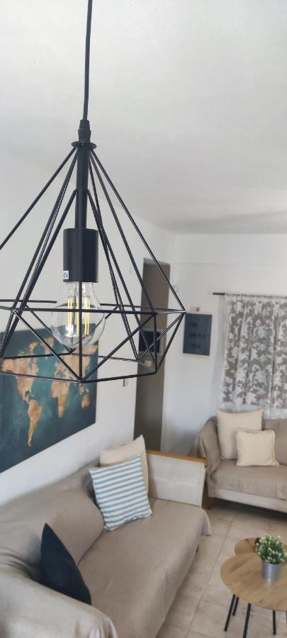 Maria'S Luxury Apartment คัสซานเดรีย ภายนอก รูปภาพ