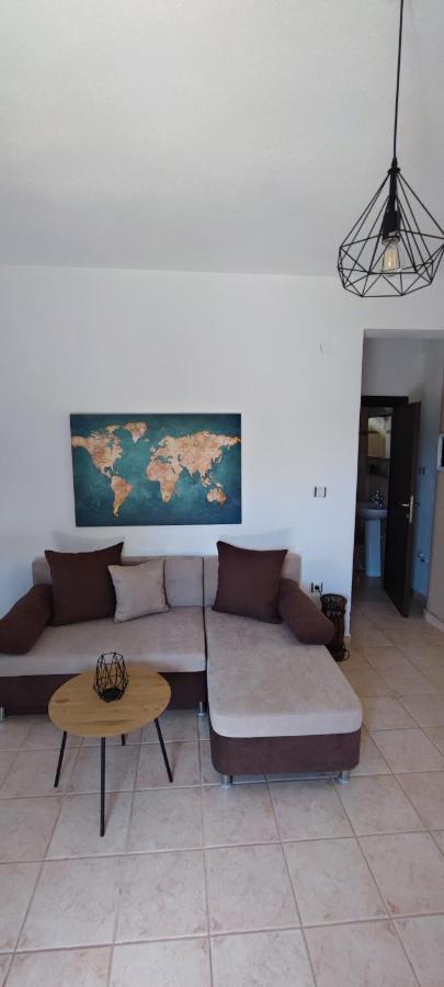 Maria'S Luxury Apartment คัสซานเดรีย ภายนอก รูปภาพ