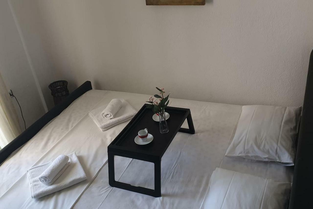 Maria'S Luxury Apartment คัสซานเดรีย ภายนอก รูปภาพ